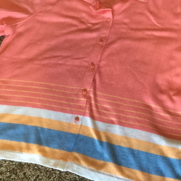 3/$15 2 tops size 2x - Picture 4 of 7